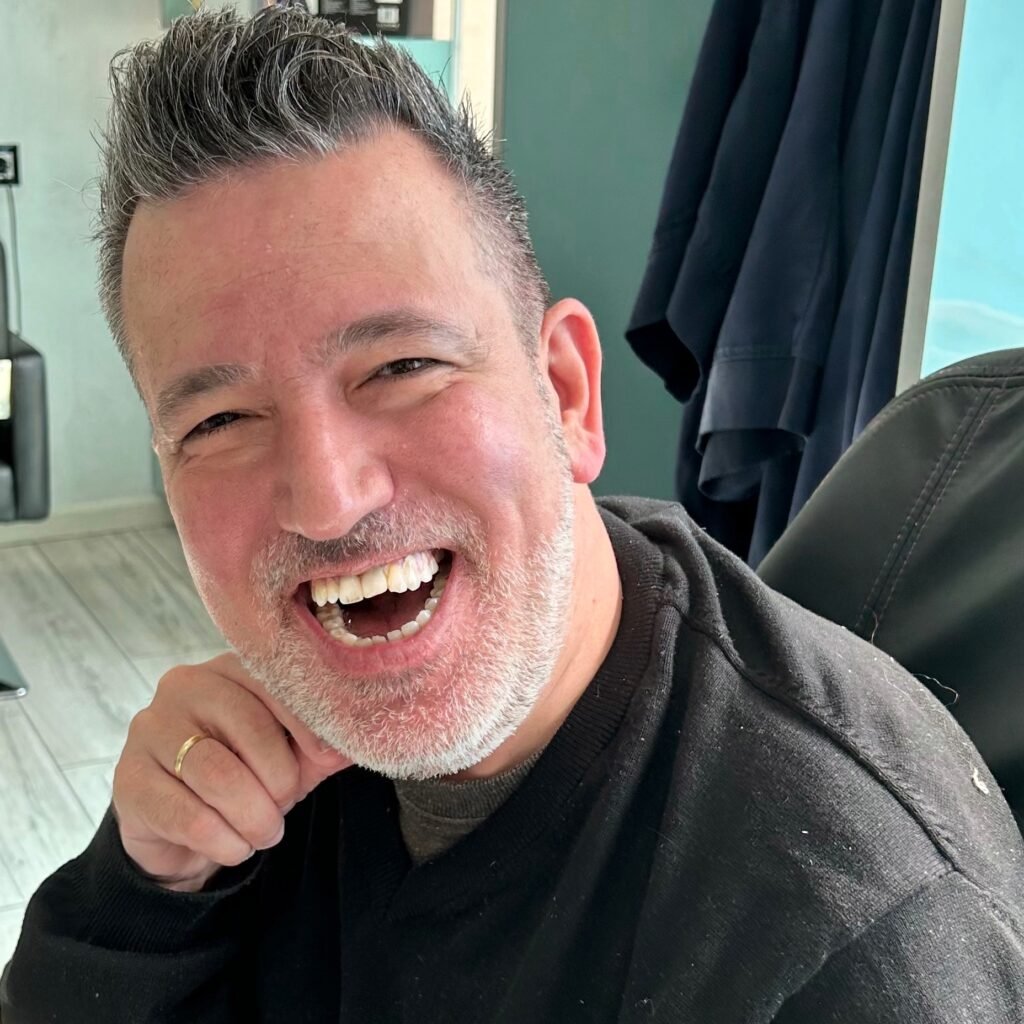 Víctor Villar Epifanio - Escritor y Columnista